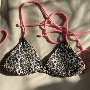 Leopard triangle bikini too